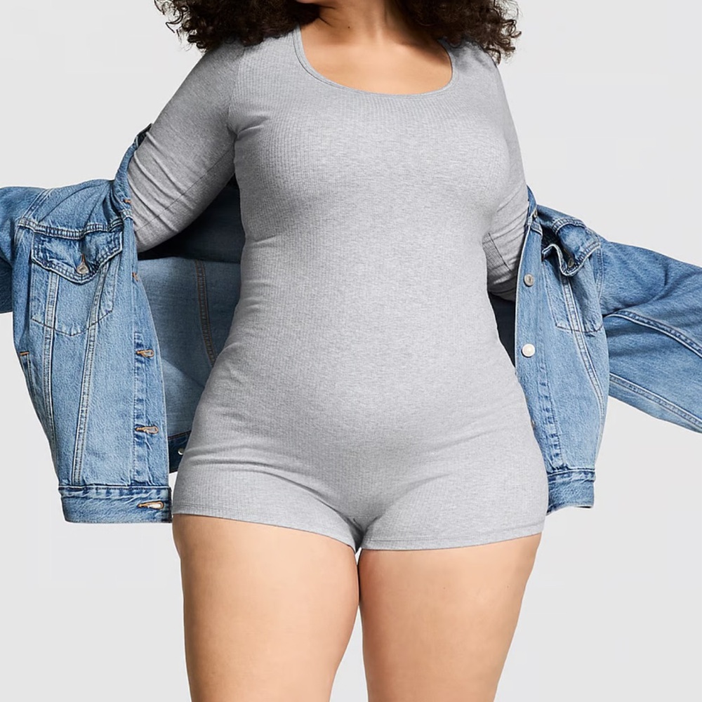 PINK Victoria's Secret BASE COTTON RIBBED LONG-SLEEVE ROMPER